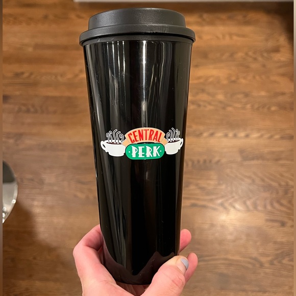Central Perk Friends black plastic coffee cup - Picture 2 of 5